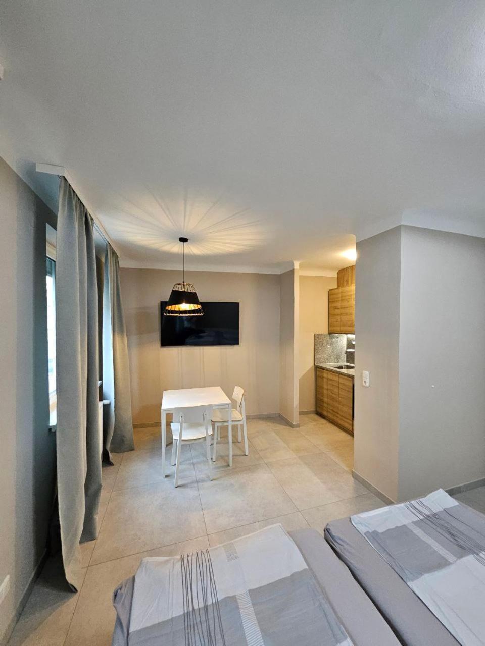 Danube Appartement Wenen Buitenkant foto